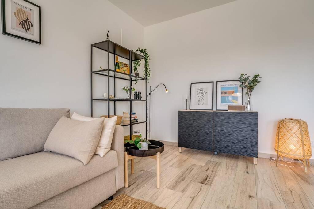 Happiness Apartment - 2Bedroom Apt In 알제주르 외부 사진